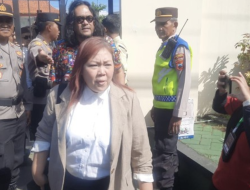 Inayah Wahid dan Ketua BEM UGM Hadiri Sidang Vonis Aktivis Pati